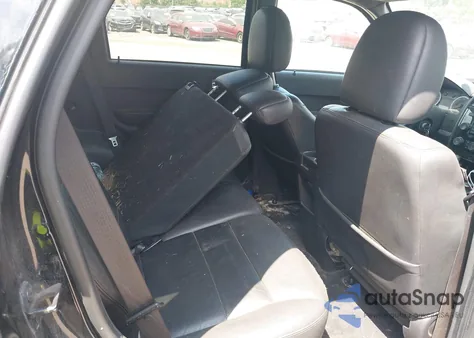 2010 Ford Escape Limited из США, поврежденный, VIN 1FMCU0EG1AKC24564